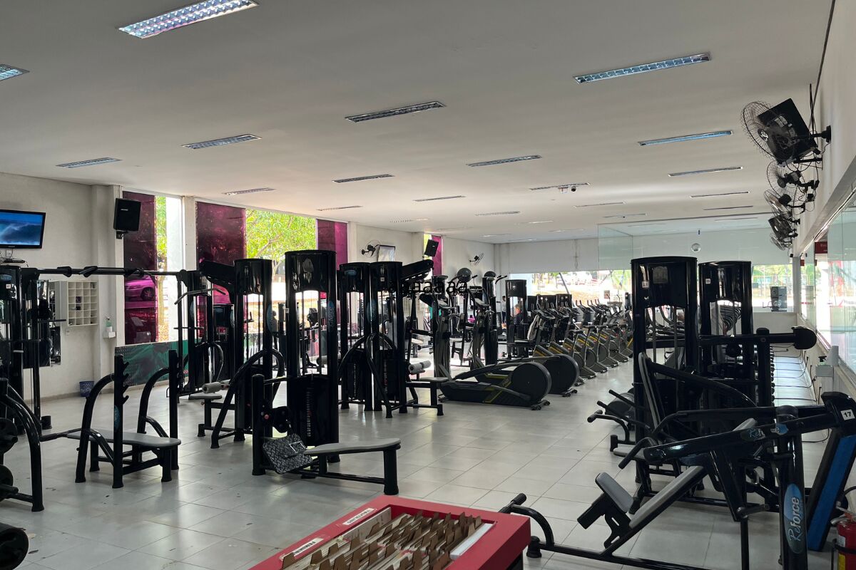 Academia1200